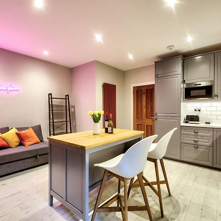 Stylish & Spacious 3 Bedroom Apt In Finnieston, West End Glasgow Bagian luar foto